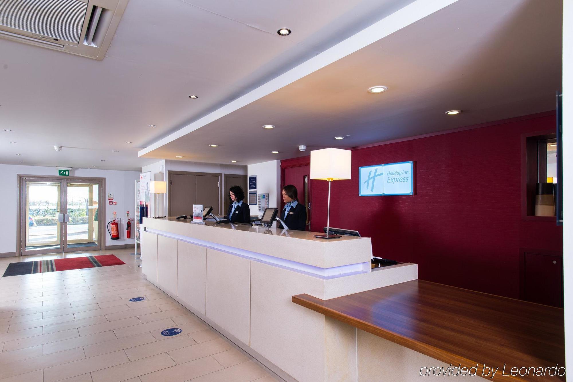 Express London - By Ihg 3*