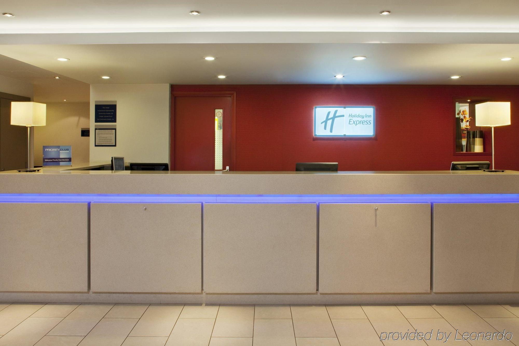 Express London - By Ihg Hotel